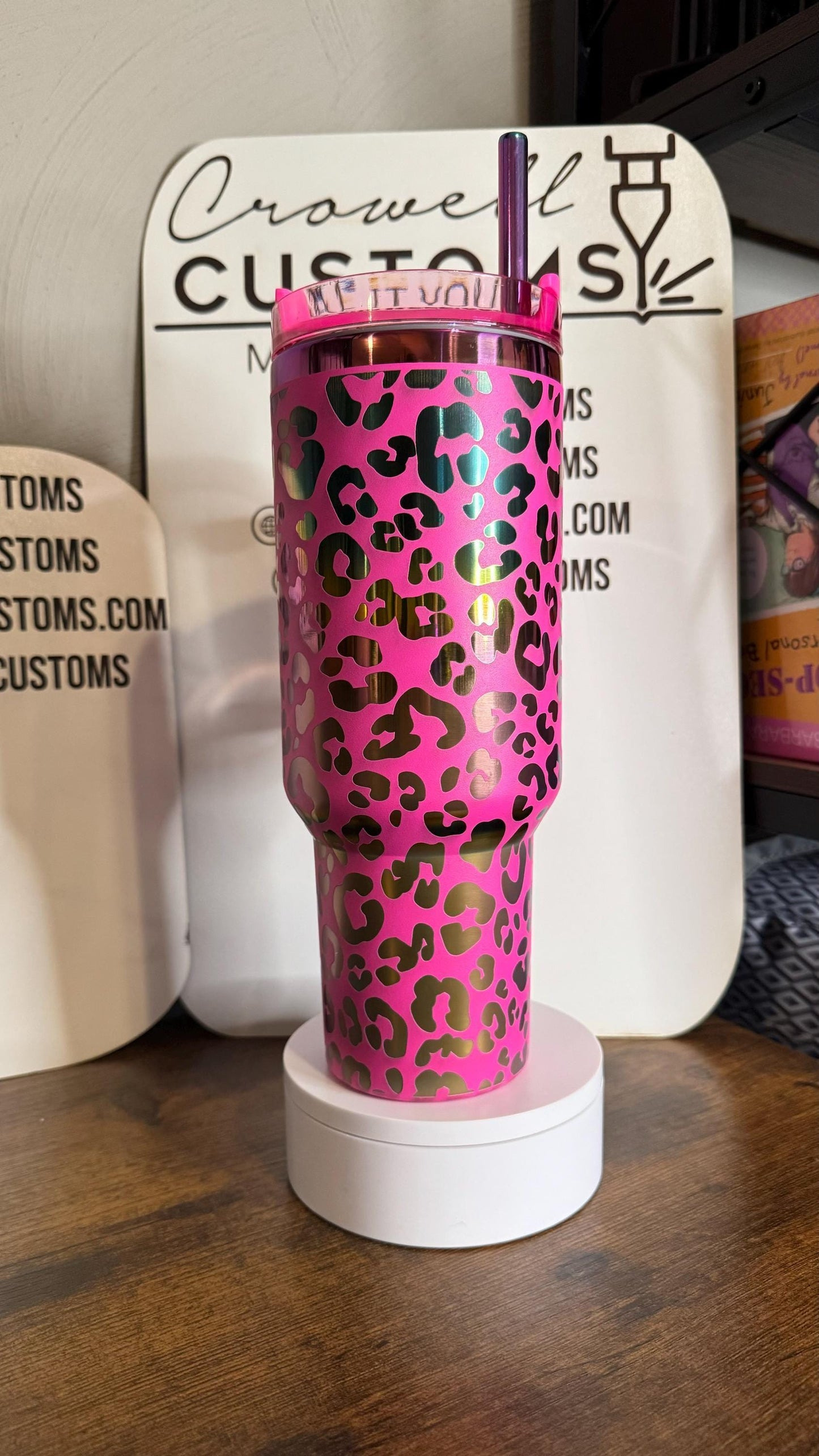 STANLEY! Leopard Print (Cheetah) Pattern 40oz Stanley H2.0 Quencher Tumbler