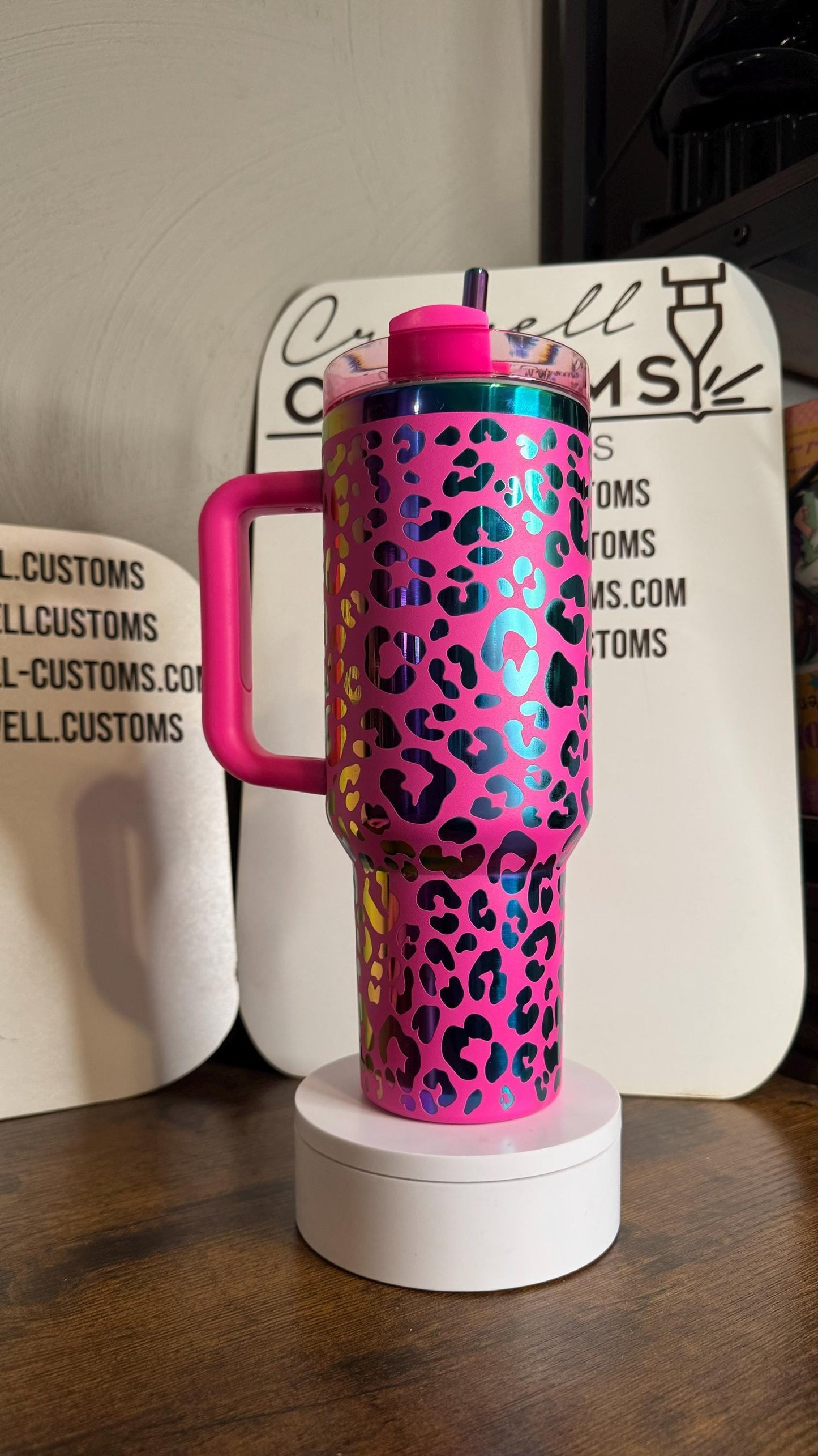 Leopard Print (Cheetah) Pattern 40oz Quencher Tumbler